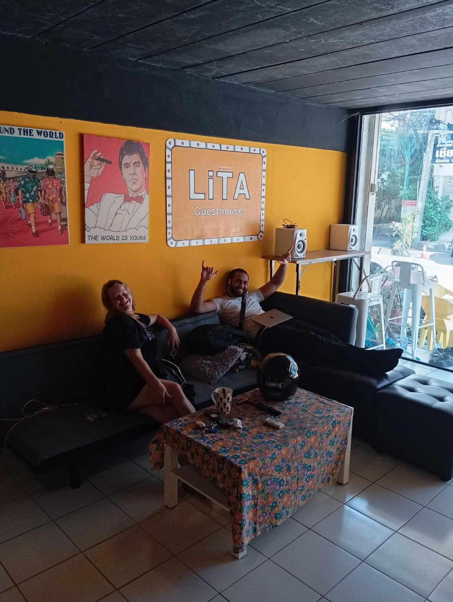 Lita Guesthouse Čiang Mai Exteriér fotografie