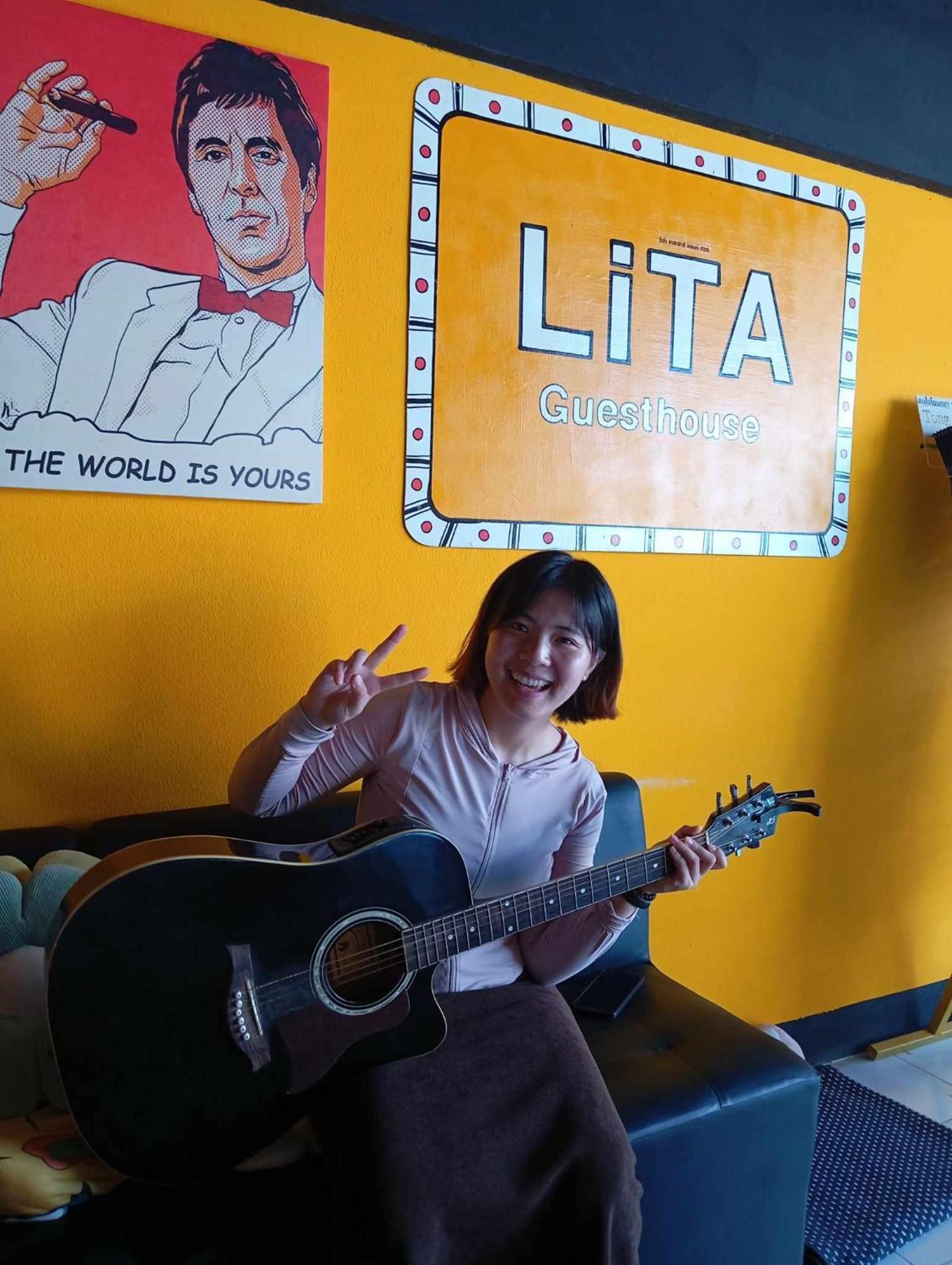 Lita Guesthouse Čiang Mai Exteriér fotografie